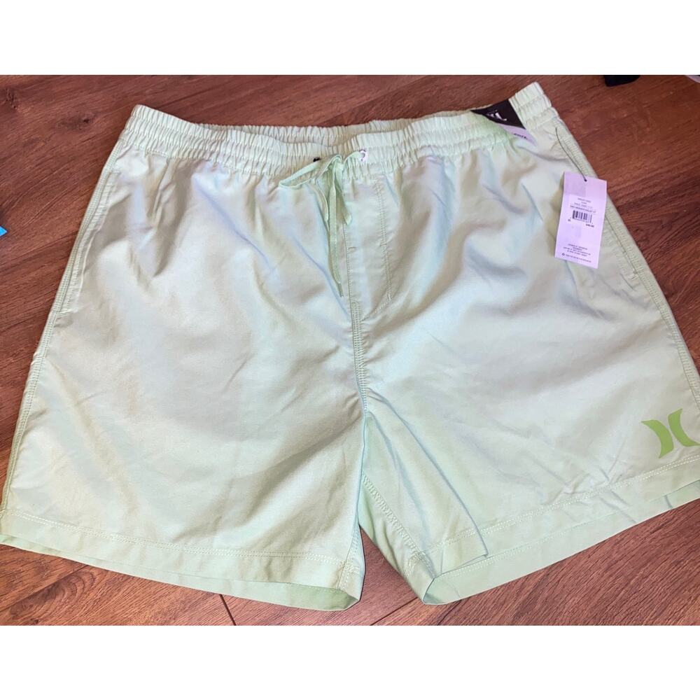 Hurley Men's Volley 17" Walk Boardshorts‎ Swimwear Green Crossdye Size XL